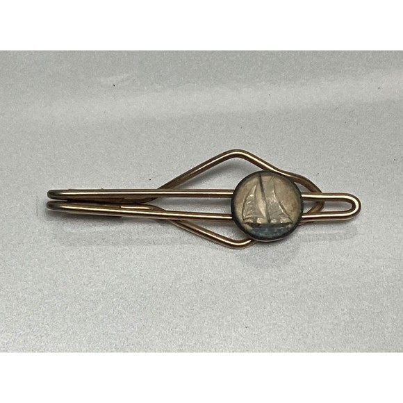 Vintage MCM Mid Century Sailing Boating Sailboat Nautical Golden Men’s Tie Bar - Picture 1 of 4